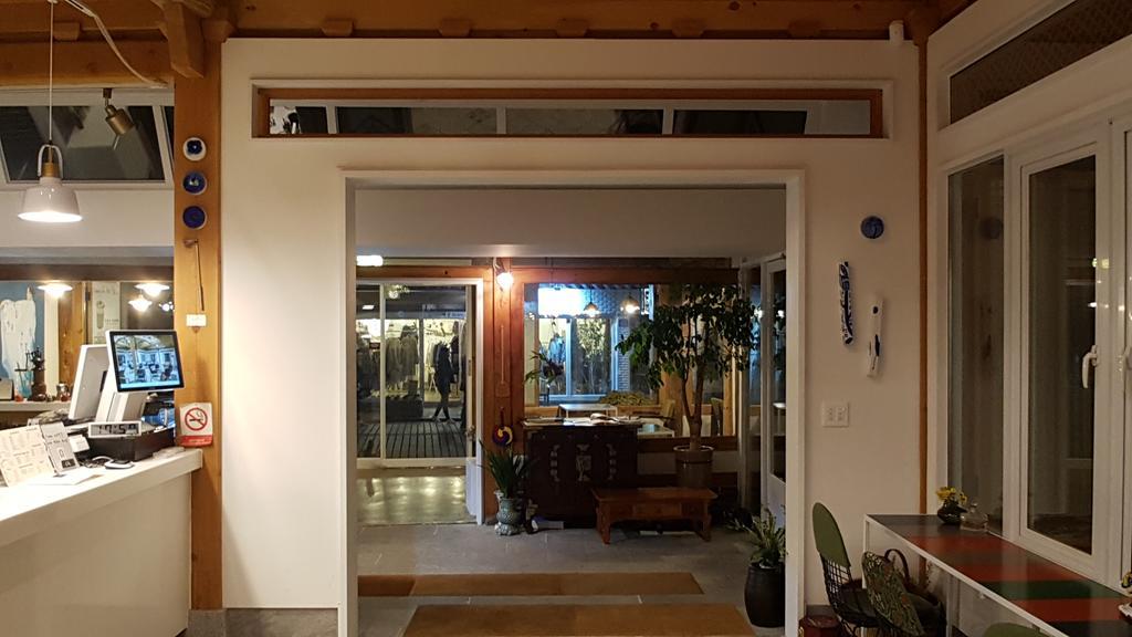 Ohnewwall Guesthouse Jeonju Exterior foto