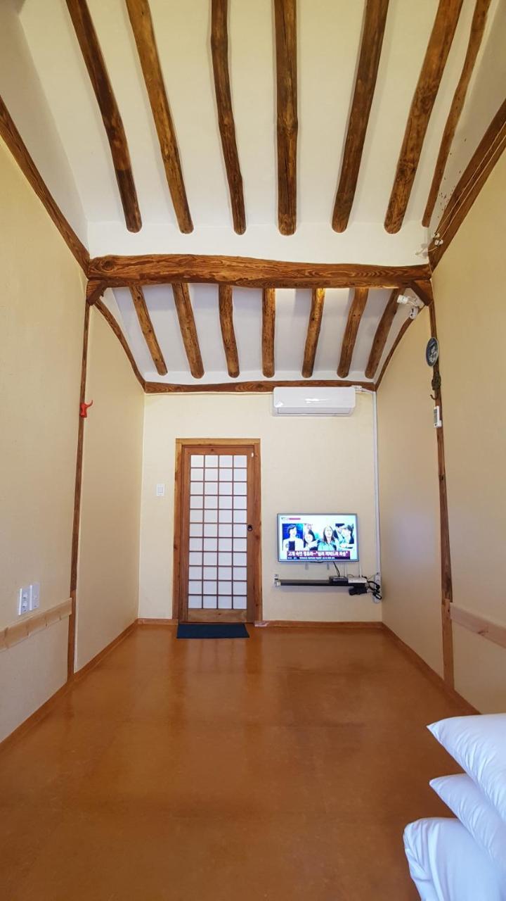 Ohnewwall Guesthouse Jeonju Exterior foto